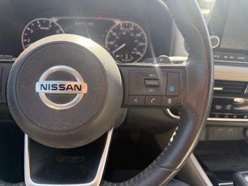 Certified 2021 Nissan Rogue SL FWD image 20