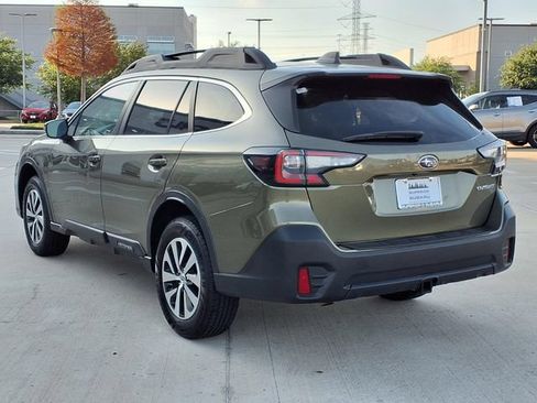 Used 2021 Subaru Outback Premium AWD/4WD image 2