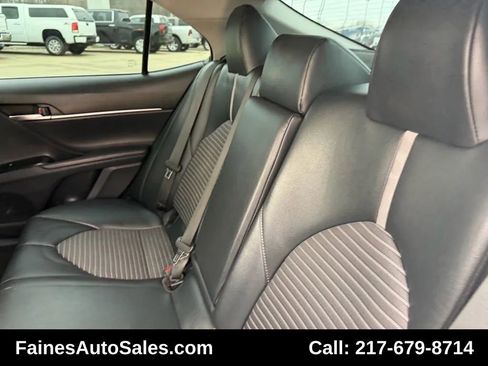 Used 2019 Toyota Camry SE image 45