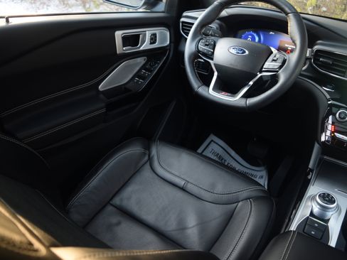 Certified 2023 Ford Explorer ST w/ Equipment Group 401A image 2