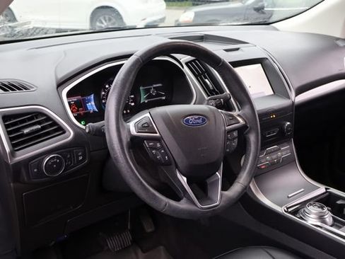 Used 2020 Ford Edge SEL w/ Convenience Package AWD/4WD image 11