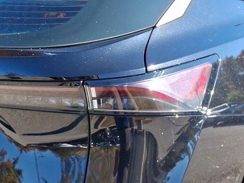 Used 2023 Nissan Ariya ENGAGE image 10