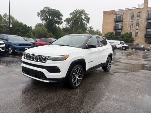 Certified 2024 Jeep Compass Limited w/ Elite Group AWD/4WD image 3