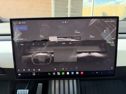 Used 2024 Tesla Cybertruck AWD Crew Cab image 26