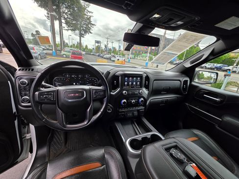 Used 2020 GMC Sierra 1500 AT4 w/ AT4 Premium Package AWD/4WD image 12