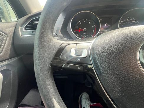 Used 2018 Volkswagen Tiguan S FWD image 20