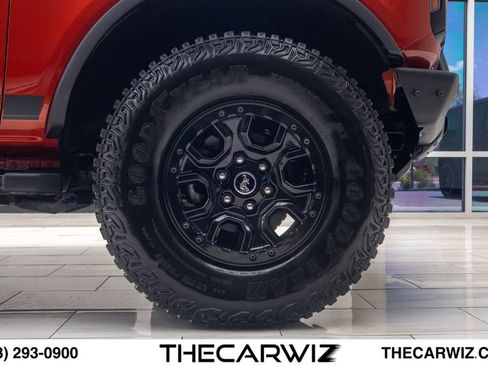 Used 2023 Ford Bronco Wildtrak AWD/4WD image 38