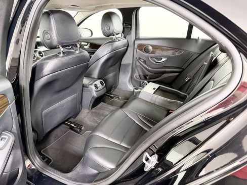 Used 2017 Mercedes-Benz C 300 4MATIC Sedan image 37
