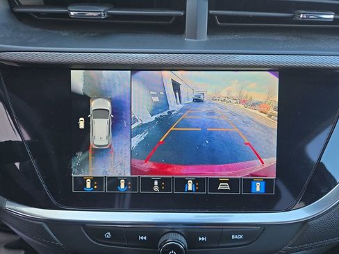 Used 2021 Buick Encore GX Select w/ Advanced Technology Package image 26