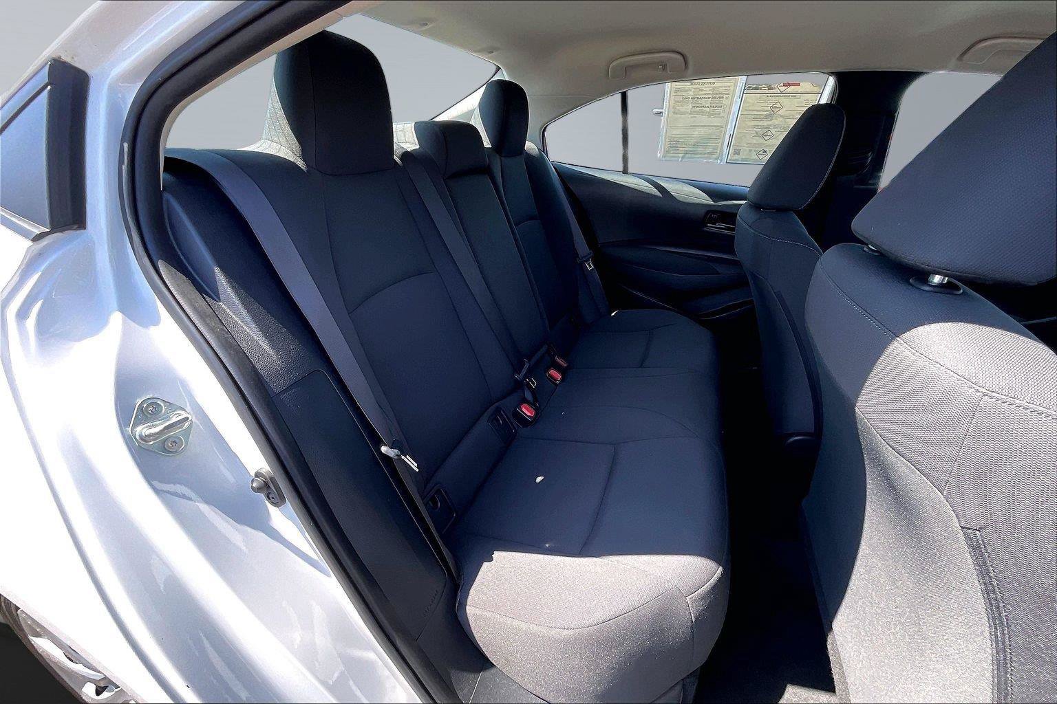 Used 2024 Toyota Corolla LE FWD image 27