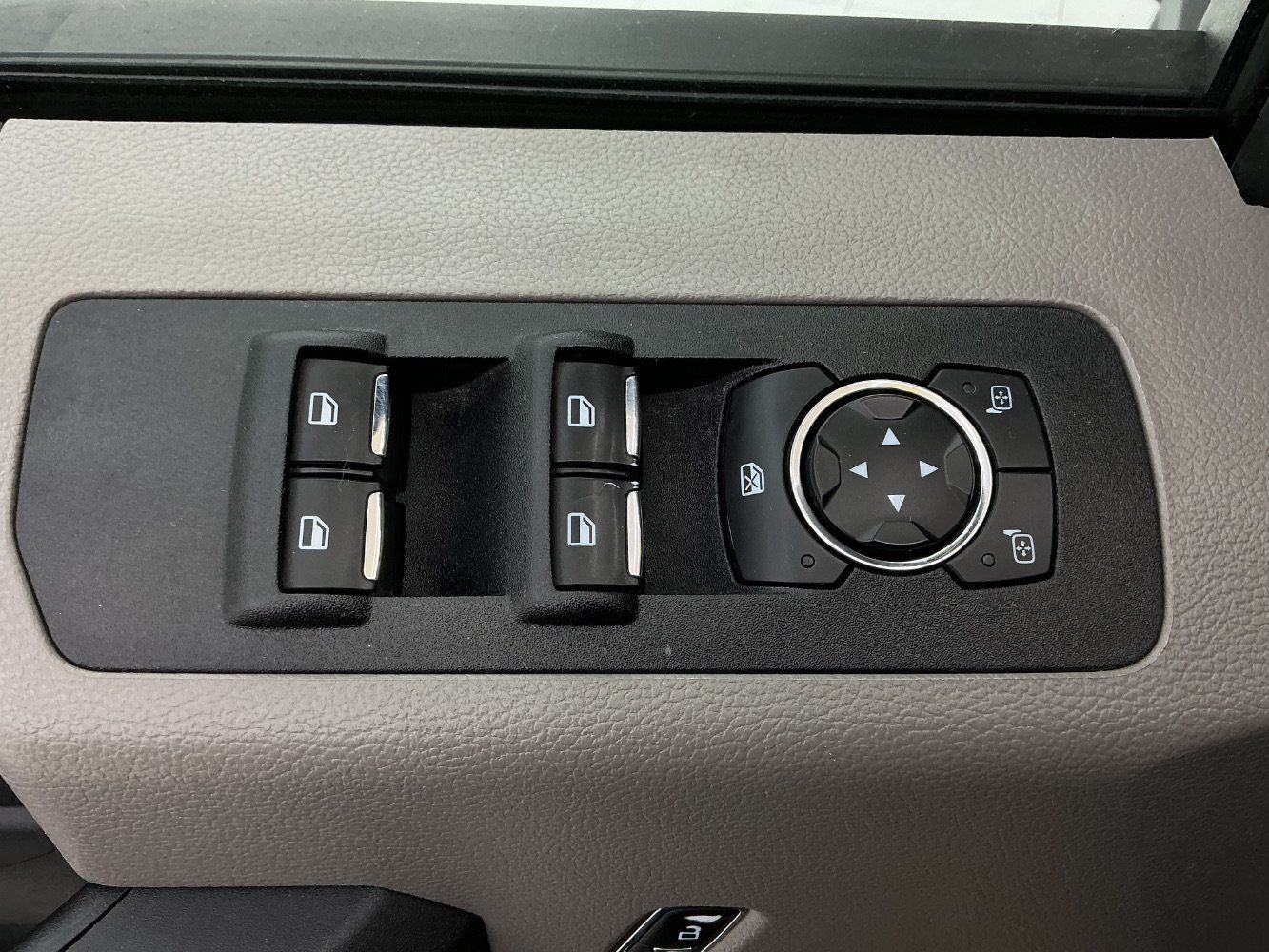 Used 2018 Ford F150 XL w/ Equipment Group 101A Mid AWD/4WD image 39