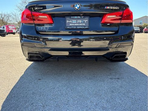 Used 2020 BMW M550i xDrive w/ Executive Package image 18