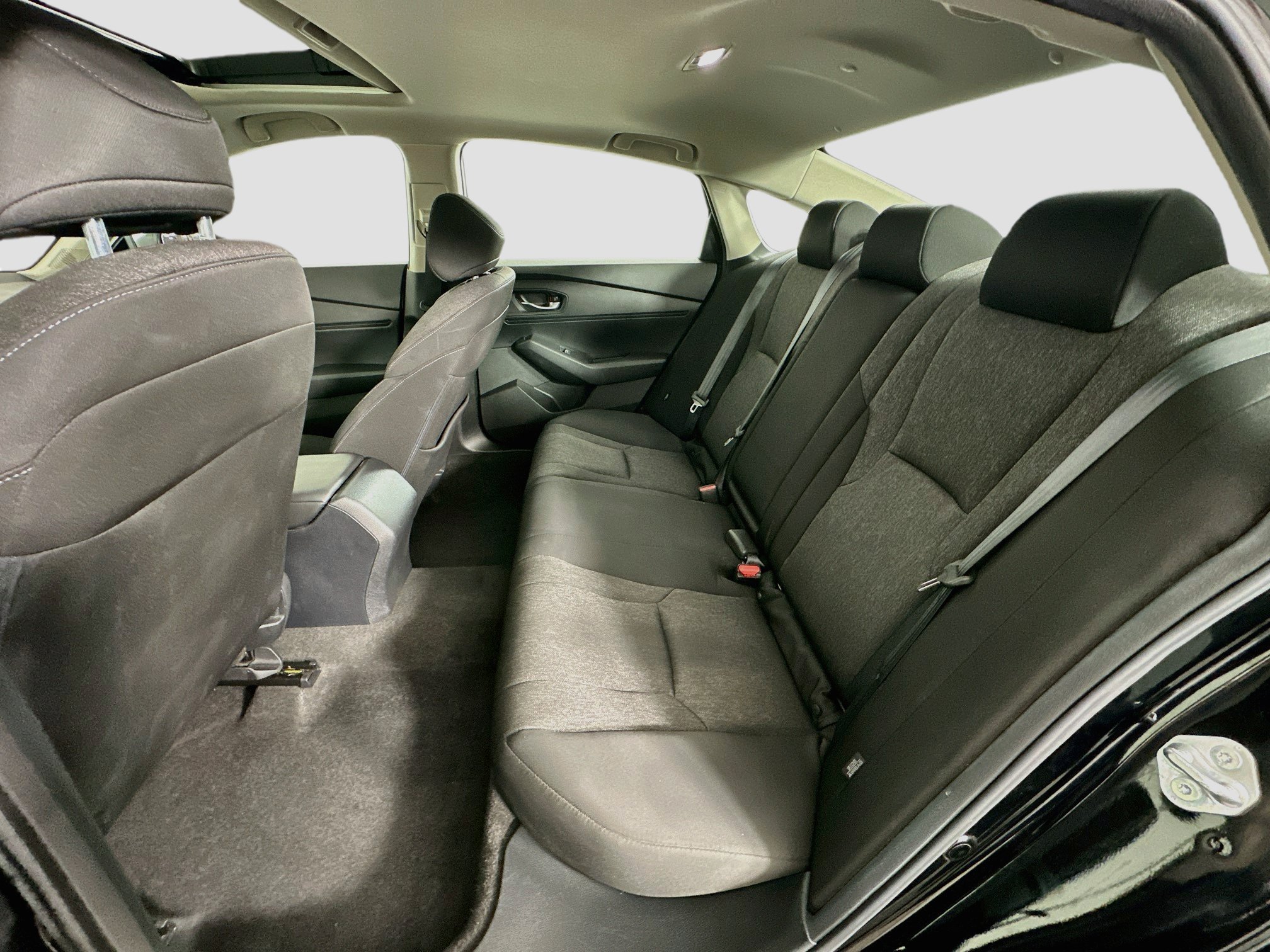 Used 2024 Honda Accord EX image 27