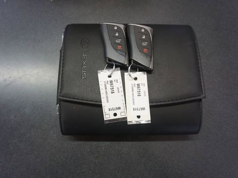 Used 2025 Lexus RX 350 w/ Convenience Package AWD/4WD image 18