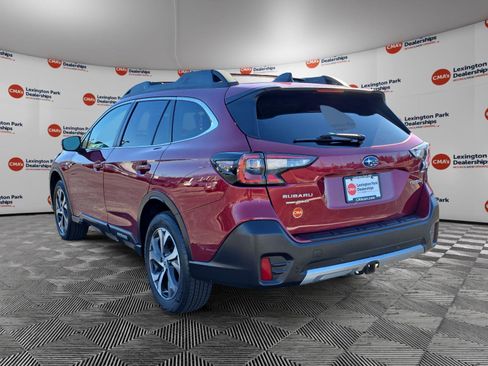 Used 2022 Subaru Outback Limited image 5