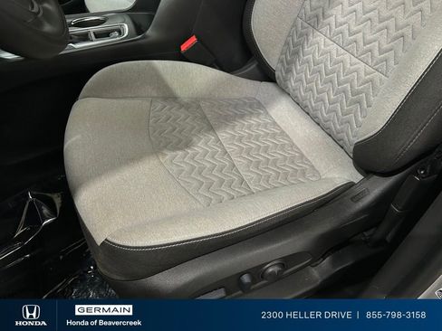 Used 2022 Chevrolet Equinox LT FWD image 19