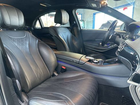Used 2019 Mercedes-Benz S 560 4MATIC Sedan image 25