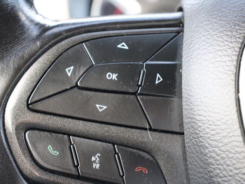 Used 2022 Dodge Charger SXT image 23