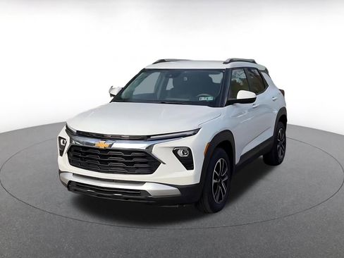 Used 2025 Chevrolet TrailBlazer LT FWD image 7