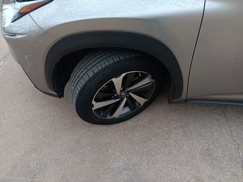 Used 2018 Lexus NX 300 image 35