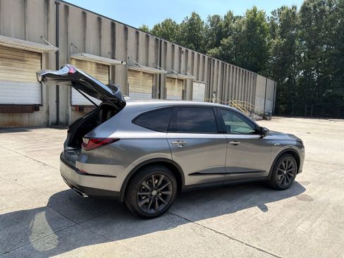 Used 2025 Acura MDX A-Spec AWD/4WD image 12