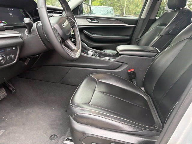 Used 2024 Jeep Grand Cherokee Limited 4xe AWD/4WD image 15