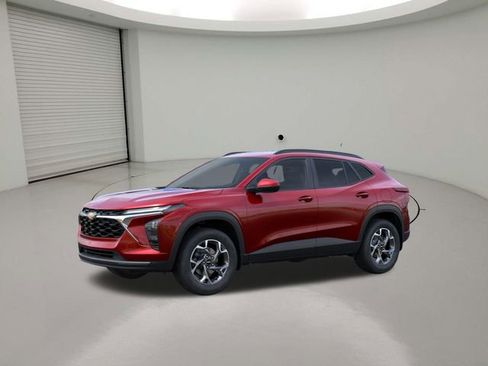 New 2026 Chevrolet Trax LT FWD image 2
