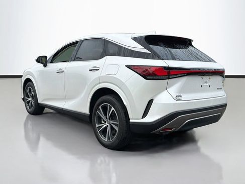 Used 2024 Lexus RX 350 FWD w/ Technology Package image 8