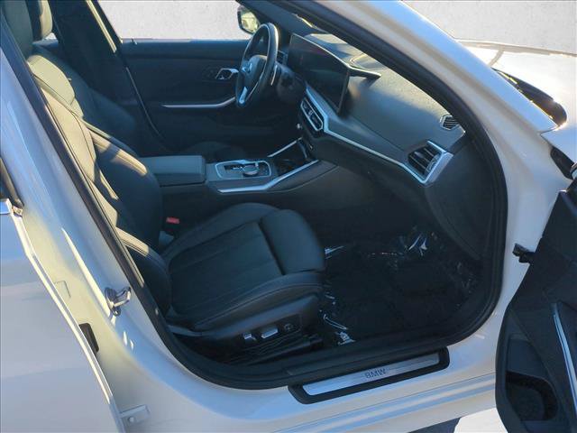 Used 2024 BMW 330i Sedan w/ Convenience Package RWD image 22