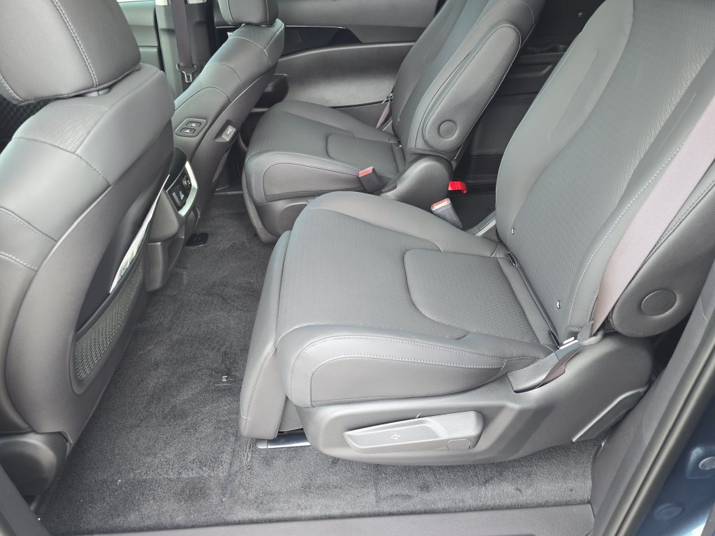 New 2026 Kia Carnival SX Prestige FWD image 17
