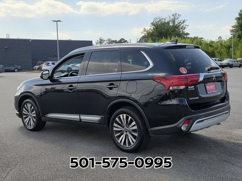 Used 2020 Mitsubishi Outlander FWD image 3