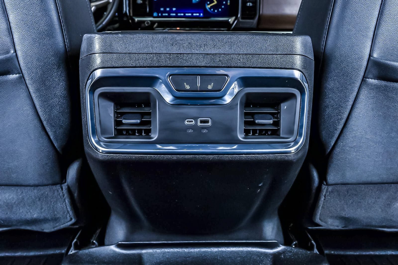 Used 2024 Chevrolet Silverado 2500 High Country w/ Max Trailering Package AWD/4WD image 38