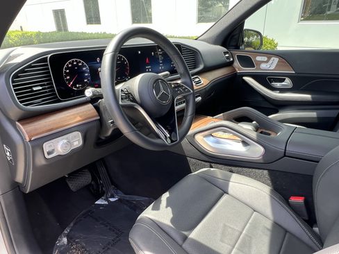 Certified 2025 Mercedes-Benz GLE 350 4MATIC image 17