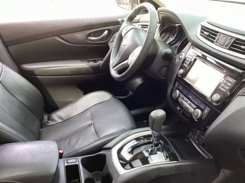 Used 2016 Nissan Rogue SL w/ SL Premium Package AWD/4WD image 19