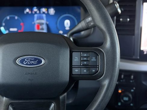 Used 2025 Ford F250 XLT w/ Black Appearance Package image 22