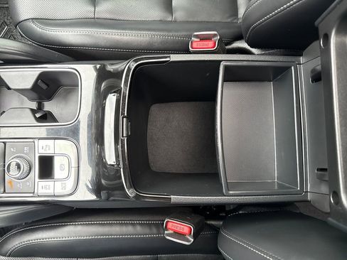 Used 2021 Kia Telluride S image 34