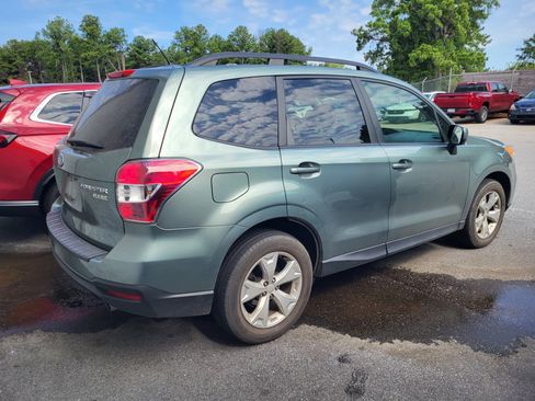 Used 2015 Subaru Forester 2.5i Premium AWD/4WD image 4