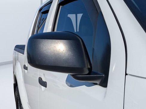 Used 2020 Nissan Frontier SV RWD image 11