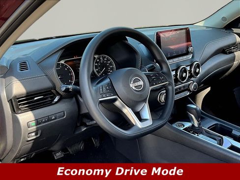 Certified 2024 Nissan Sentra SV FWD image 17