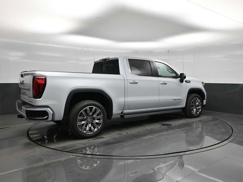 New 2026 GMC Sierra 1500 Denali w/ Denali Reserve Package AWD/4WD image 8
