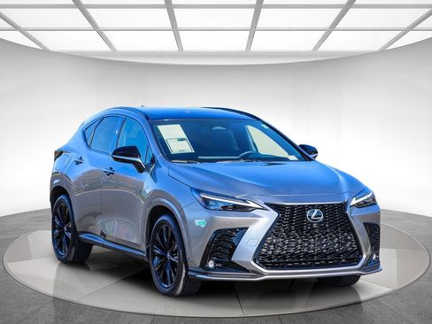 Used 2025 Lexus NX 450h+ F Sport image 5