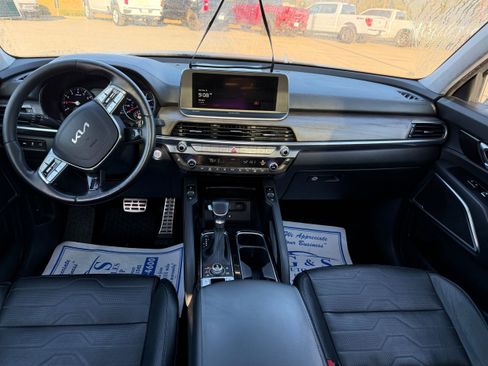 Used 2022 Kia Telluride SX w/ SX Prestige Package image 15