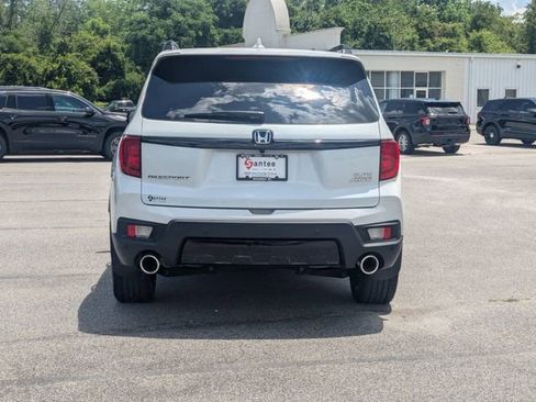 Used 2023 Honda Passport Elite image 4