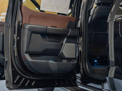 Certified 2021 Ford F150 Lariat w/ Equipment Group 502A High image 46