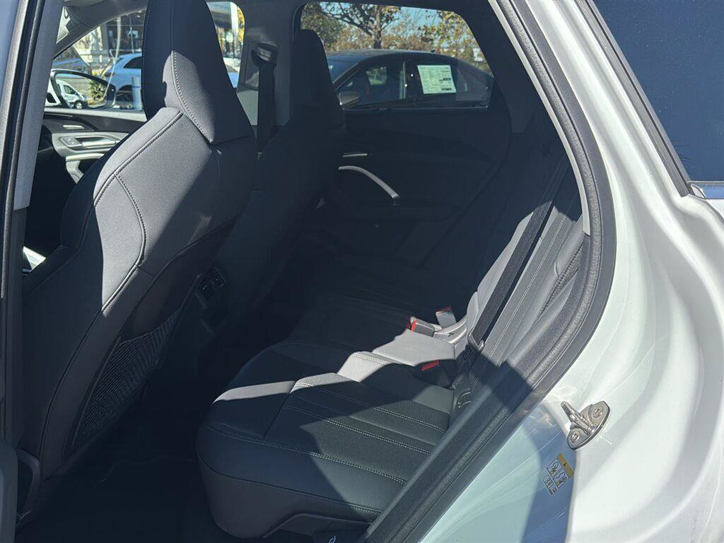 Certified 2025 Audi Q5 Premium AWD/4WD image 14