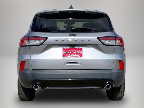 Used 2022 Ford Escape SE w/ SE Sport Appearance Package image 6