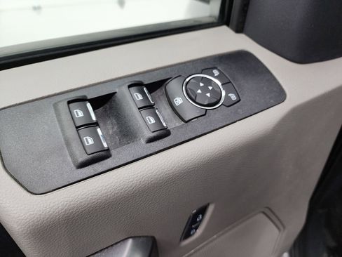 Used 2022 Ford F350 XLT w/ XLT Value Package image 41