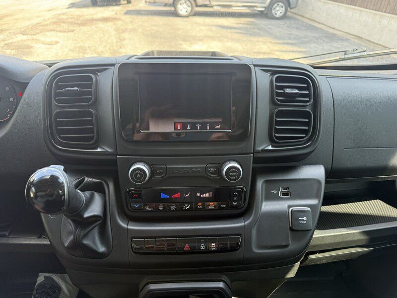 Used 2023 RAM ProMaster 1500 w/ Driver Convenience Group FWD image 8