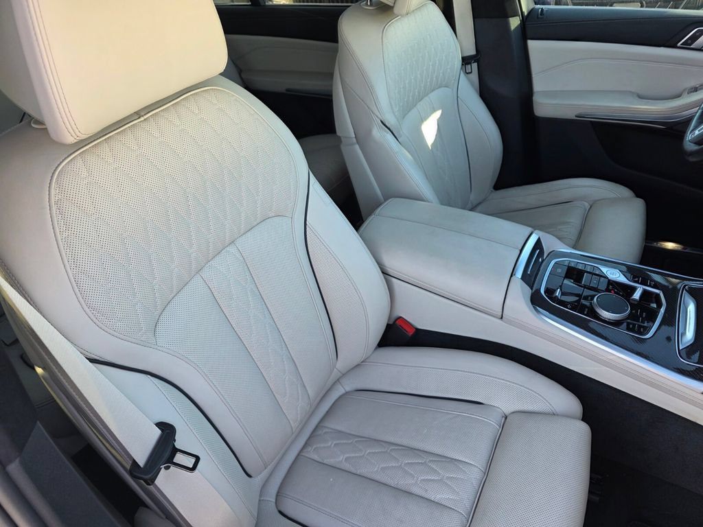 Certified 2025 BMW X7 M60i w/ Climate Comfort Package AWD/4WD image 29