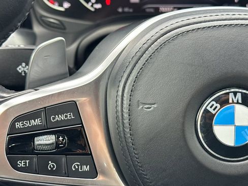 Used 2020 BMW 330i Sedan w/ M Sport Package image 26